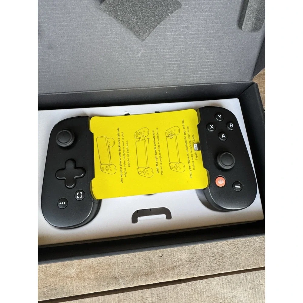 Backbone One For Xbox, iPhone Lightning, BB-02-B-X‎ In Open Box